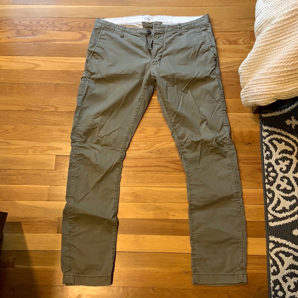 Zara Basics Chinos